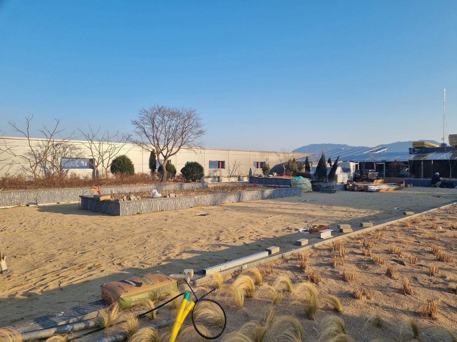 해성DS 창원 사업장 야외 파고라 2